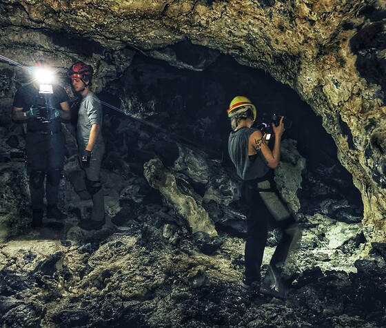 Ki`i Ki`i  – Eine faszinierende Forschungsreise in die Welt der Lavahöhlen auf Hawaii!, © Lucia Scharbatke